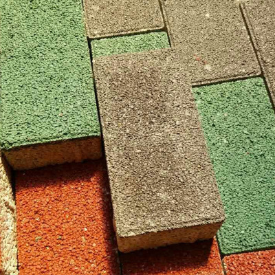 泉州現(xiàn)代科技生態(tài)地鋪石施工方法