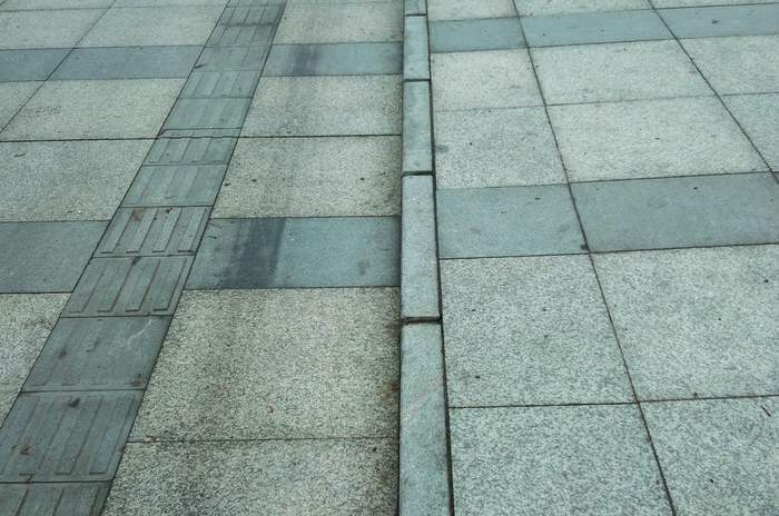 廣東珍稀石材廣場磚效果圖